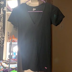 VS PINK v-neck tee